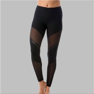 Women’s Med 90°Degree By Reflex Black Active Leggings w/ Mesh Panels